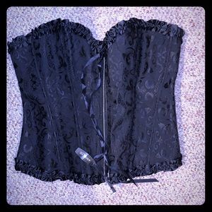 AdoreMe Black Coreset- Size XL